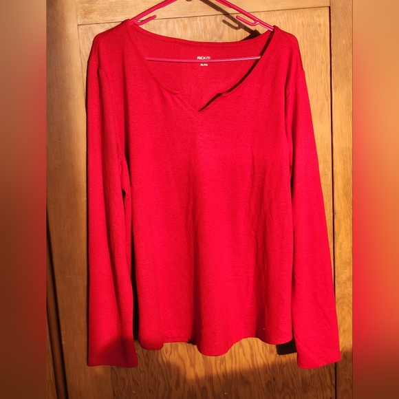 Sweater - Picture 1 of 1